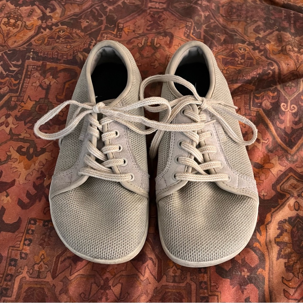 WHITIN Women's Beige Sneakers